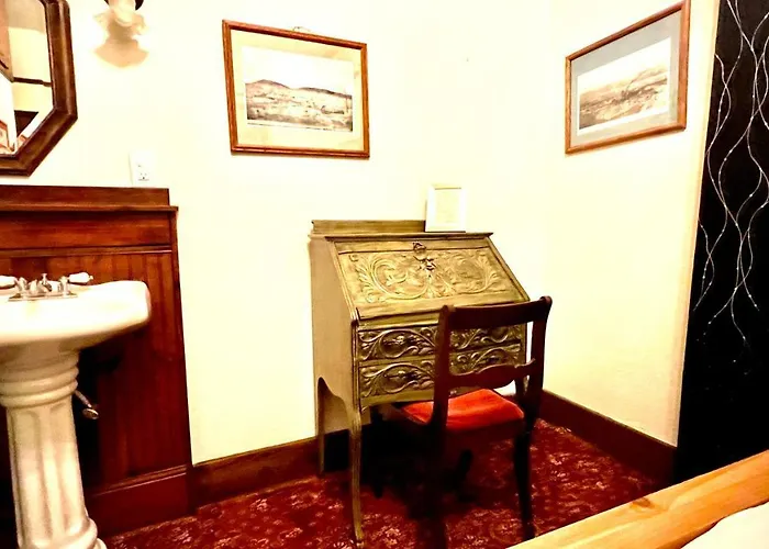 Hotel La At The Bisbee