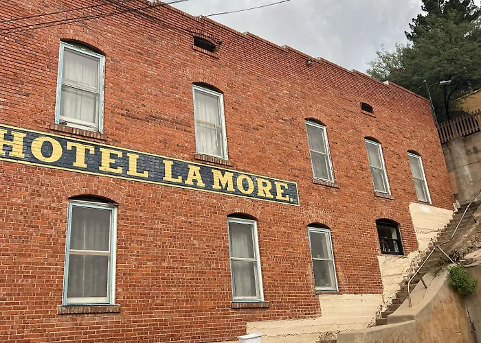 La At The Hotel Bisbee